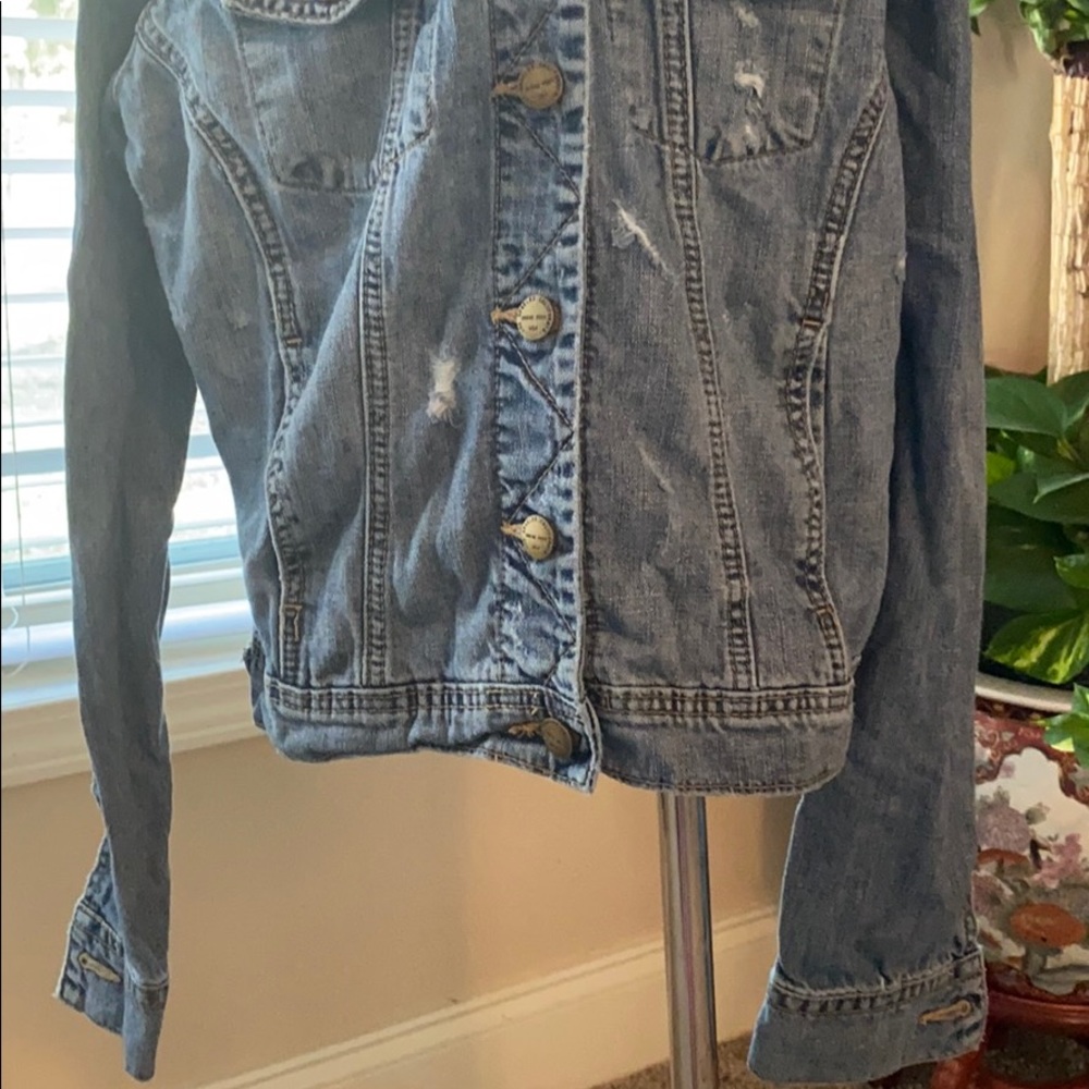 Jean jacket- medium - Picture 3 of 4